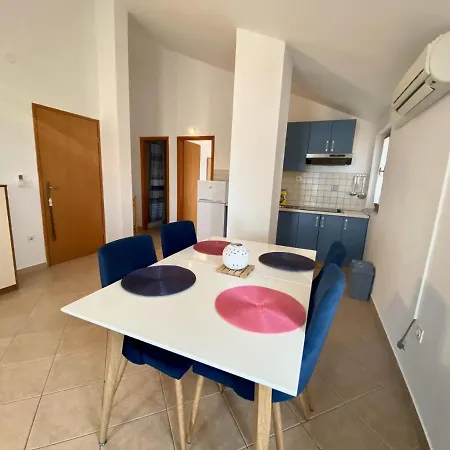 Guest house Anka Nerezine