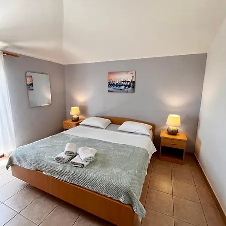 Guest house Anka 3*