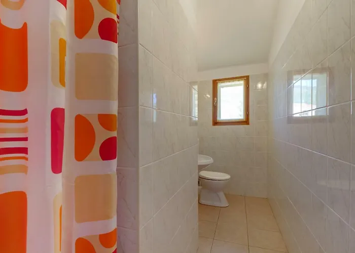 בית הארחה Anka נזרין